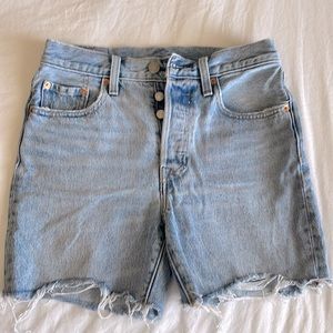 Levi’s Short with Leather Tag